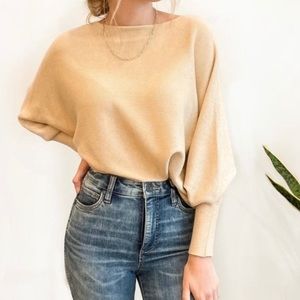 KERISMA RYU KNIT TOP. Size S/M